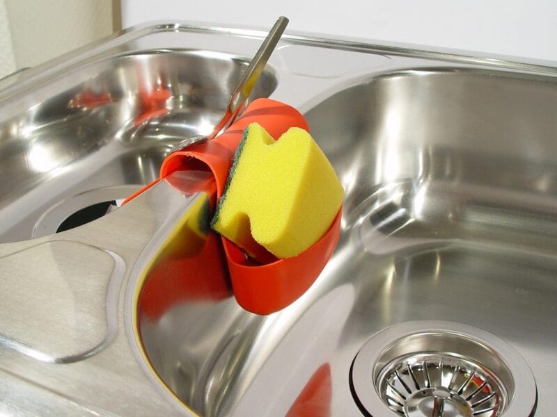 Les meilleures techniques pour laver une éponge à vaisselle