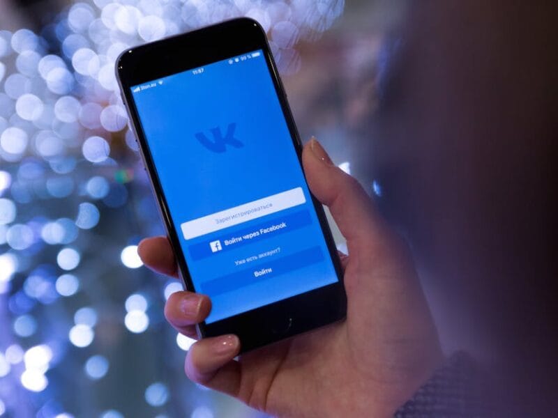 Comment Accéder à VK en Streaming Fiable
